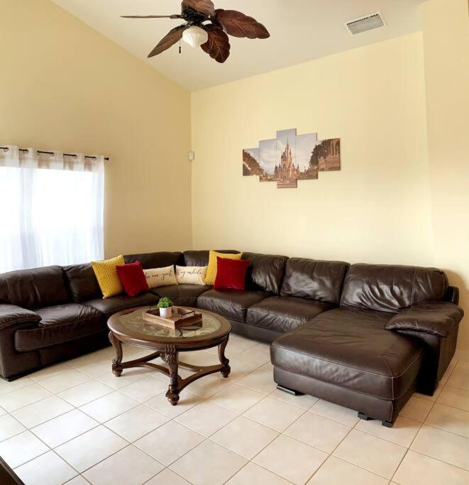 Minutes To Disney! Spacious Home W/ Private Pool, Themed Rooms! オーランド エクステリア 写真