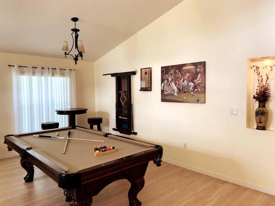 Minutes To Disney! Spacious Home W/ Private Pool, Themed Rooms! オーランド エクステリア 写真