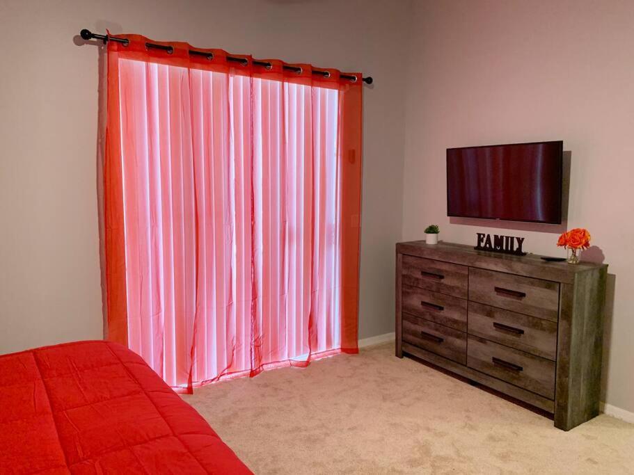Minutes To Disney! Spacious Home W/ Private Pool, Themed Rooms! オーランド エクステリア 写真